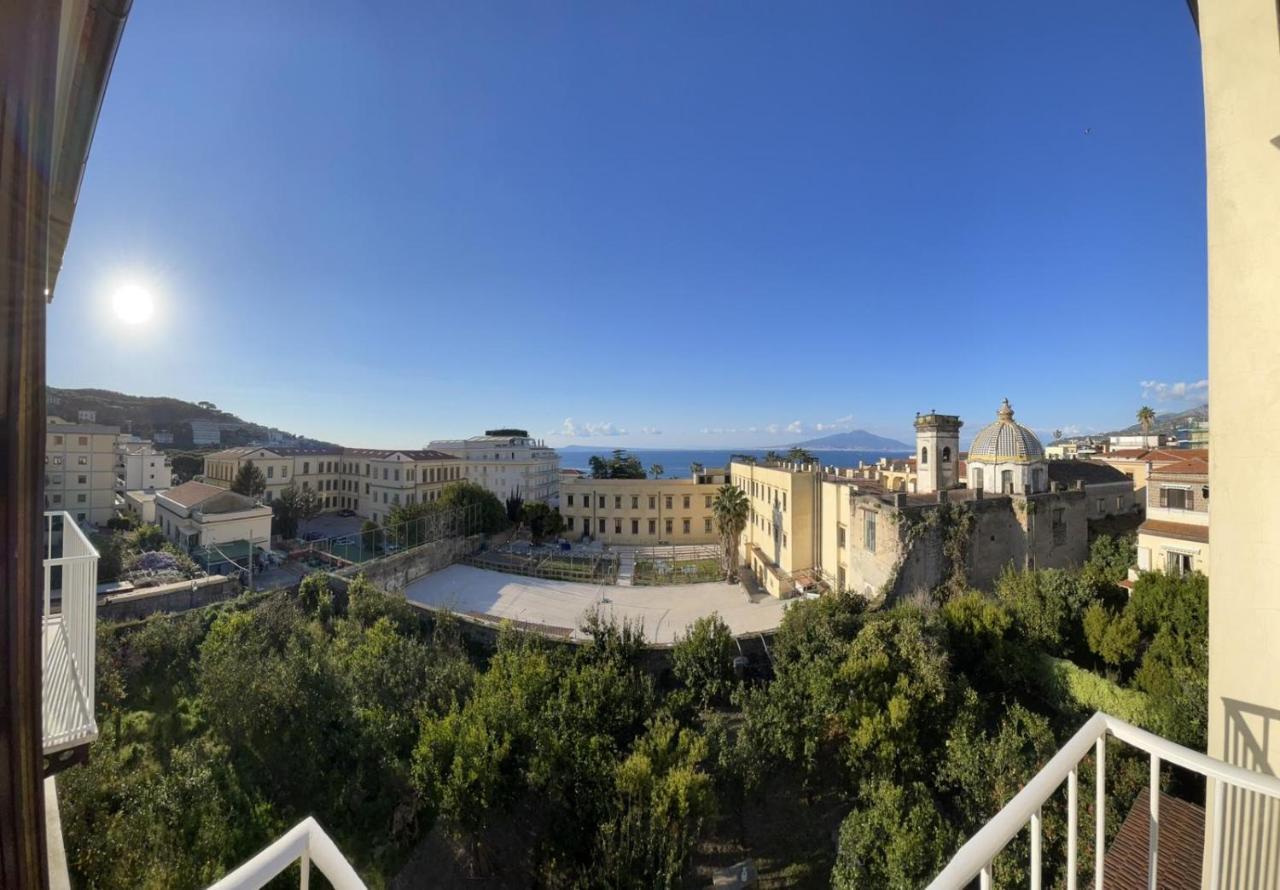 The Attico Bed & Breakfast Sorrento Exterior photo